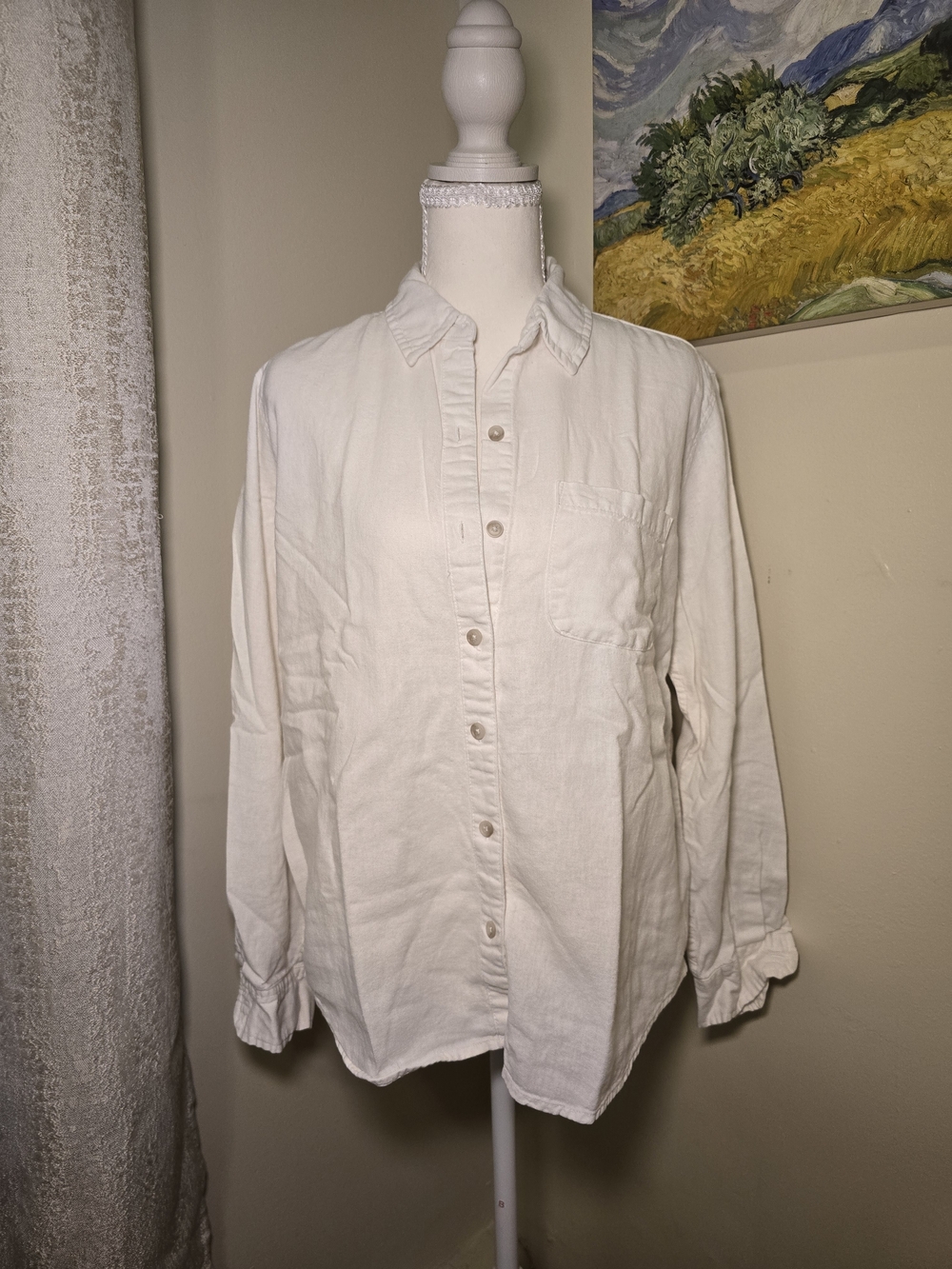 Universal Thread White Long-Sleeve Button Down Shirt